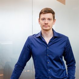 根据亿航智能的最新消息,DHL Global Forwarding的首席执行官Tim Scharwath及其团队近期访问了亿航智能,进行全球物流模式创新的调研。他们就智能物流运输和低空经济等话题与亿航智能的高层进行了深入交流,探索未来合作的广阔前景。